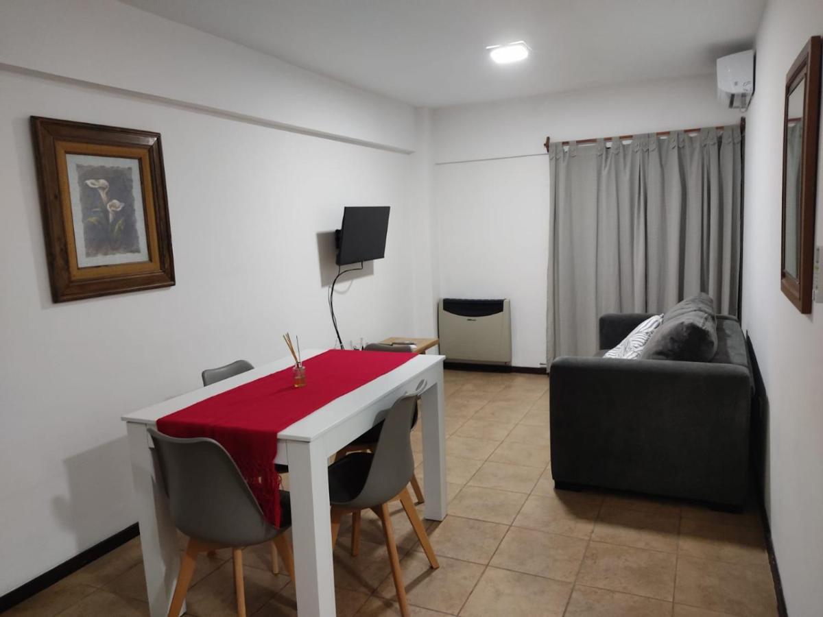 Appartement Dpto Temporal Azhares Juan Bautista Alberdi 187 Octavo Piso B à San Salvador de Jujuy Extérieur photo